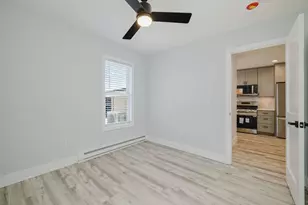 172 Nashua St, Fall River, MA 02721 - Photo 17