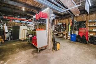 172 Nashua St, Fall River, MA 02721 - Photo 37
