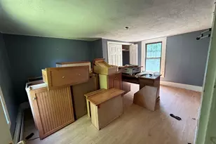 101 Howe St, East Brookfield, MA 01515 - Photo 11