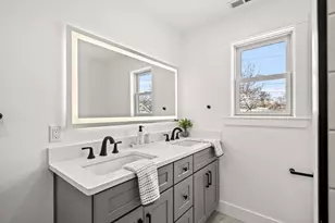 37 Neillian Way, Bedford, MA 01730 - Photo 19