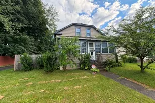 280 State Rd, North Adams, MA 01247 - Photo 1