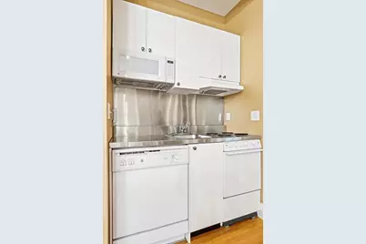 10 Wolcott Ave, Andover, MA 01810 - Photo 27