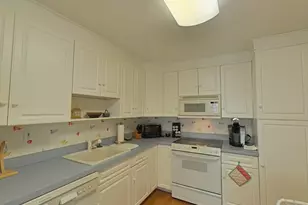 20 Hammond, Newton, MA 02467 - Photo 9