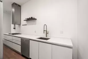 618 E 2nd St, Boston, MA 02127 - Photo 7