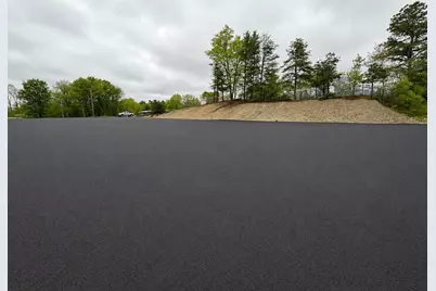 685 Quaker Hwy, Uxbridge, MA 01569 - Photo 5