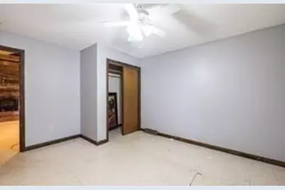 10 Bartlett St, South Hadley, MA 01075 - Photo 37