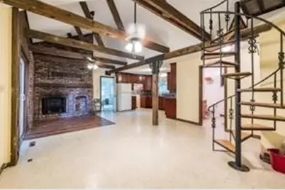 10 Bartlett St, South Hadley, MA 01075 - Photo 39