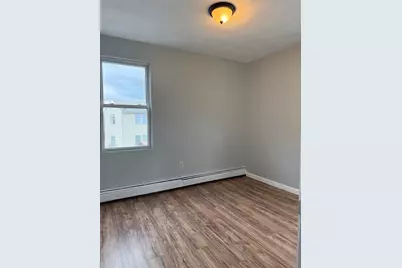 131-133 Ledge St #2R, Providence, RI 02904 - Photo 3