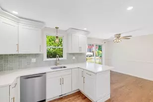 138 Orchard Hill Rd, Haverhill, MA 01835 - Photo 3