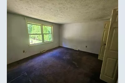 15 Magnolia Ter, South Hadley, MA 01075 - Photo 13