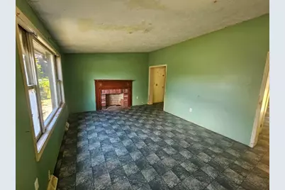15 Magnolia Ter, South Hadley, MA 01075 - Photo 3