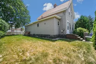 13 Waverly St, Taunton, MA 02780 - Photo 5