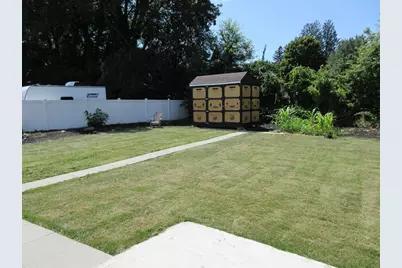 114 South Main St, Orange, MA 01364 - Photo 41