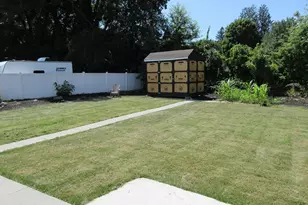 114 S Main St, Orange, MA 01364 - Photo 41