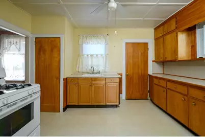 2 Harbell Ter, Boston, MA 02122 - Photo 9