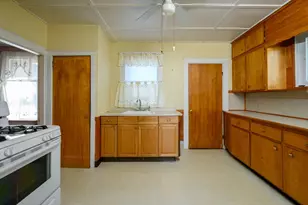 2 Harbell Terrace, Boston, MA 02122 - Photo 9