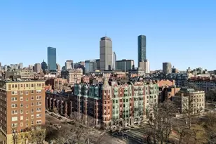 4 Charlesgate E, Boston, MA 02215 - Photo 23