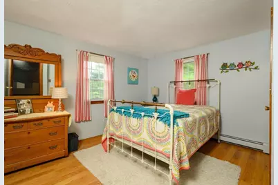 136 Elmer St, Pembroke, MA 02359 - Photo 19