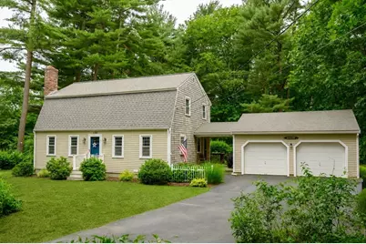 136 Elmer St, Pembroke, MA 02359 - Photo 3