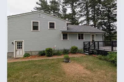 10 Sherwood Ln, Raynham, MA 02767 - Photo 3
