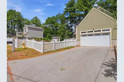 64 Lake Shore Dr South, Westford, MA 01886 - Photo 3