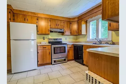 174 Main Street, Northfield, MA 01360 - Photo 13