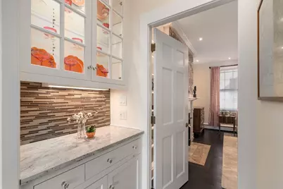 1 Chestnut Street #3B, Boston, MA 02108 - Photo 11