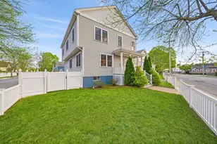 305 Lynn St, Malden, MA 02148 - Photo 1