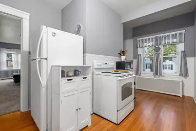 2 Calumet Ave #2, Worcester, MA 01606 - Photo 9