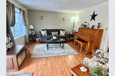 51 Benjamin Landing Ln #51, Franklin, MA 02038 - Photo 5