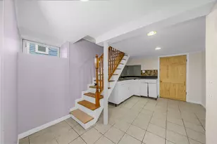 11 N Warren St, Woburn, MA 01801 - Photo 19