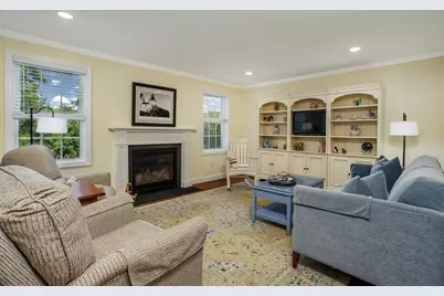 21 Joslin Street, Leominster, MA 01453 - Photo 17