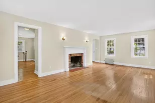 82 Biltmore St, Springfield, MA 01108 - Photo 13
