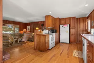 11 Sleepy Hollow Dr, Gloucester, MA 01930 - Photo 7