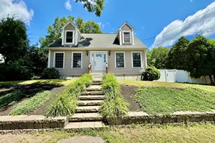 13 N Martin Rd, Amesbury, MA 01913 - Photo 1