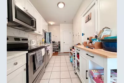 8 Ransom Rd #8, Boston, MA 02135 - Photo 1