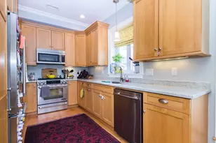38 Mystic St, Boston, MA 02129 - Photo 5