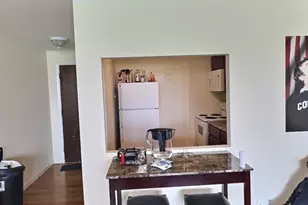 1039 Commonwealth Ave, Boston, MA 02215 - Photo 3