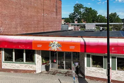 163 High Street, Holyoke, MA 01040 - Photo 1
