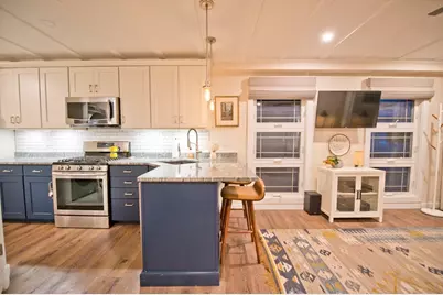 1 Pier 8 #BH, Boston, MA 02129 - Photo 35