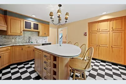 84 Brewster Rd, West Springfield, MA 01089 - Photo 13