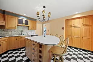 84 Brewster Rd, West Springfield, MA 01089 - Photo 13