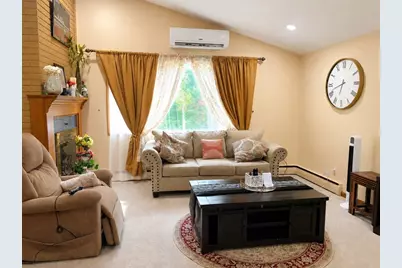 395 East St, Sharon, MA 02067 - Photo 9