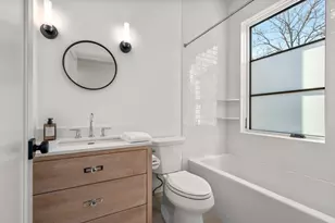 18 A Clinton St, Cambridge, MA 02139 - Photo 9