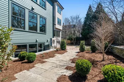 18A Clinton Street #18A, Cambridge, MA 02139 - Photo 27