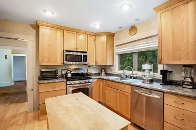 15 George, Dartmouth, MA 02748 - Photo 3