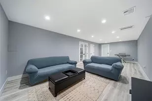 1 Lincoln Ct, Medfield, MA 02052 - Photo 31