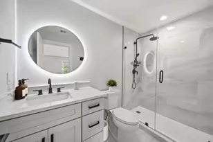 1 Lincoln Ct, Medfield, MA 02052 - Photo 25