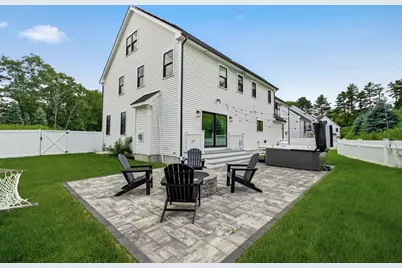 1 Lincoln Ct, Medfield, MA 02052 - Photo 35