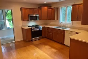 186 North St, Ware, MA 01082 - Photo 3